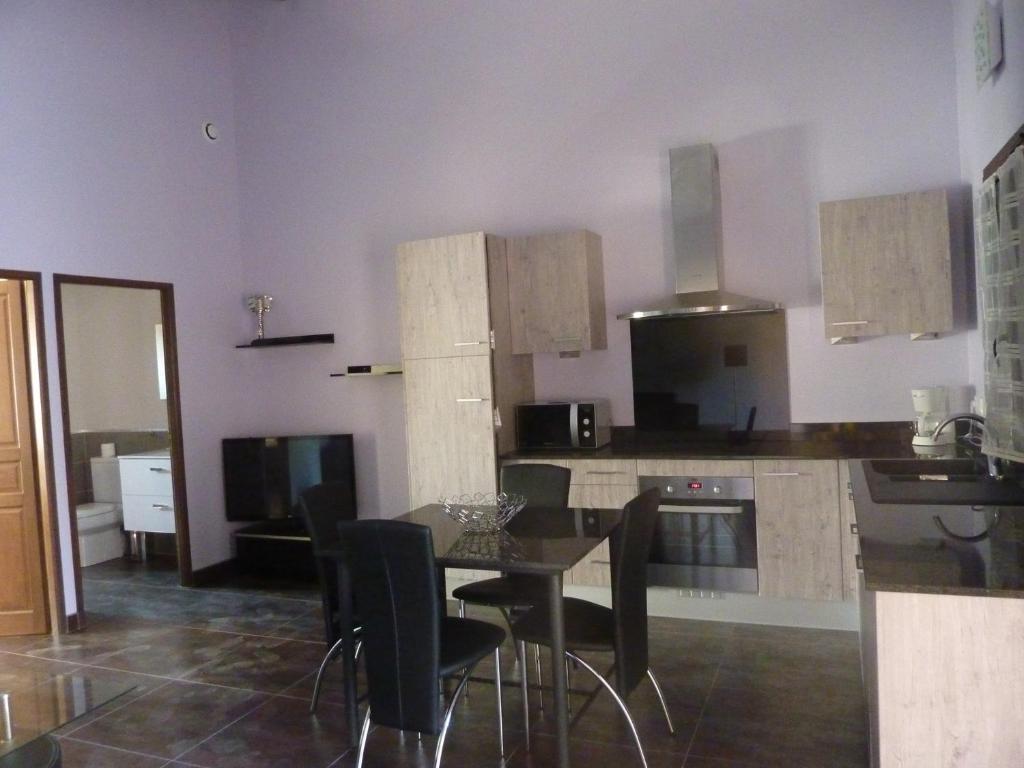 Domaine De La Tannerie Chambres D'Hotes Et Appartements Prades  Ruang foto